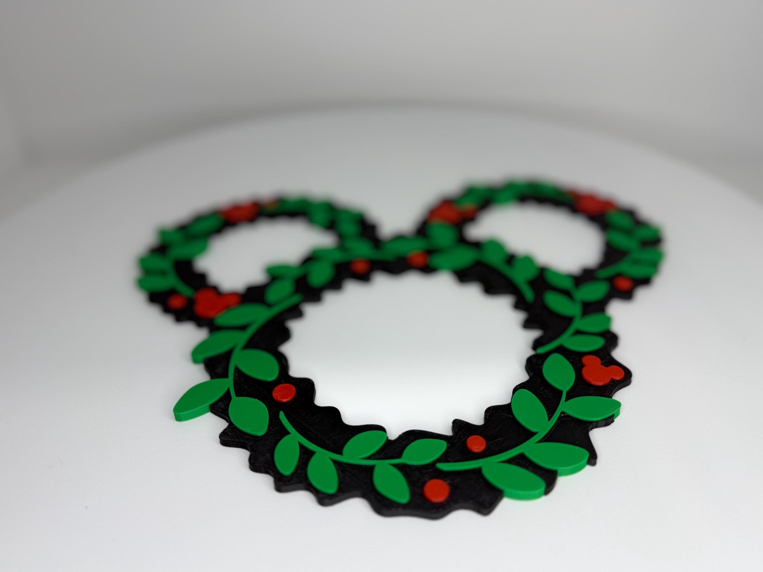 Holly Jolly Mouse Wreath