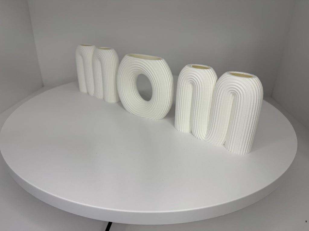 MOM Vase