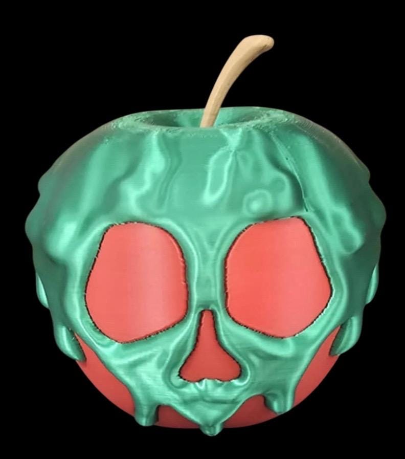 Poison Apple – Fairest and Most Frightening on the Shelf