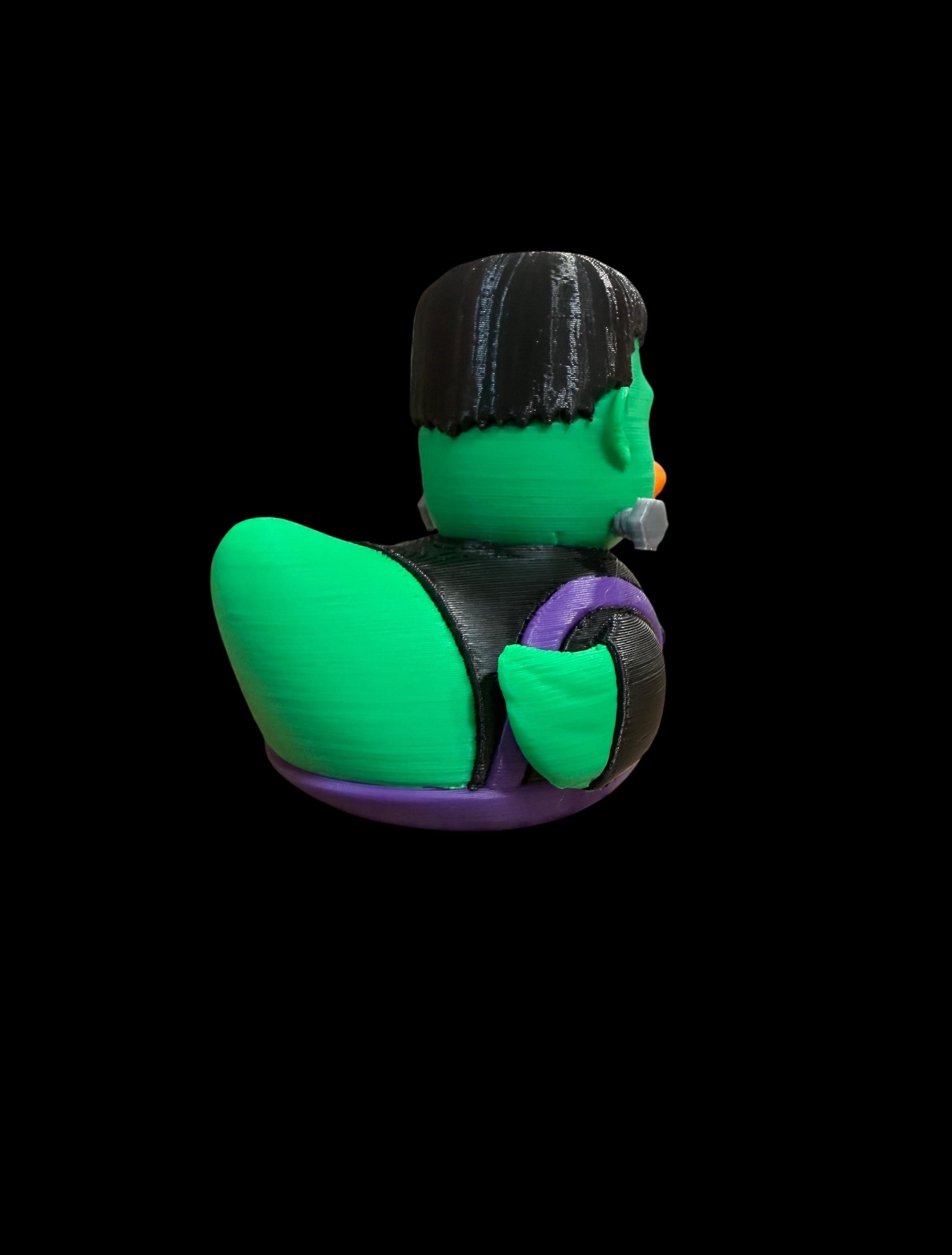 Waddlestein – The Duck Who Lived Again!